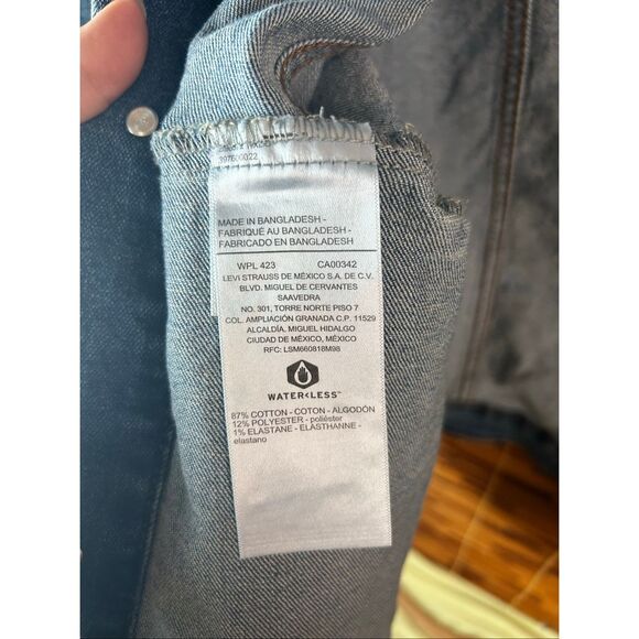 Levi’s Denim Jean Jacket Large (L) - Picture 3 of 5